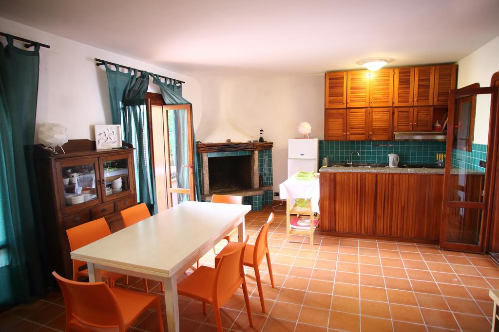 Appartamenti Ideal Isola Rossa Extérieur photo