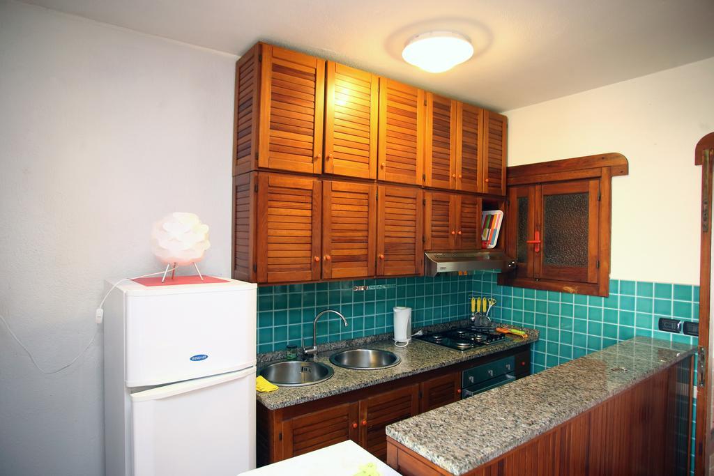 Appartamenti Ideal Isola Rossa Extérieur photo
