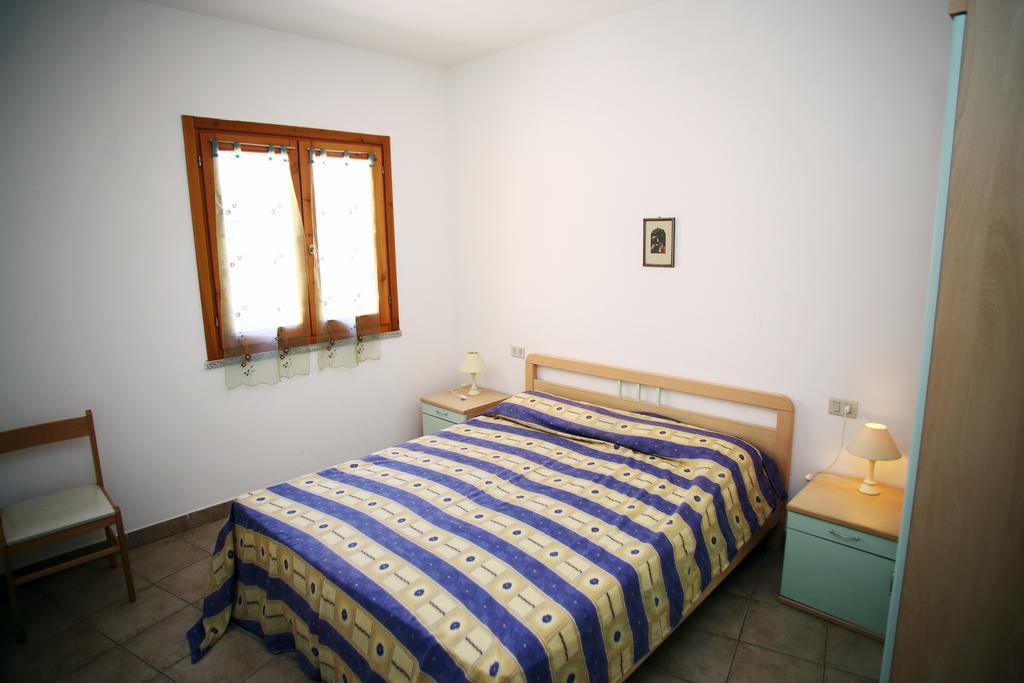 Appartamenti Ideal Isola Rossa Extérieur photo