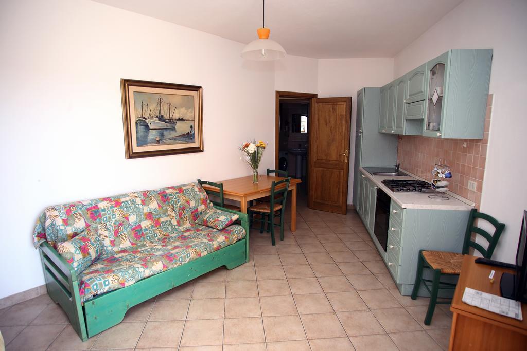 Appartamenti Ideal Isola Rossa Extérieur photo