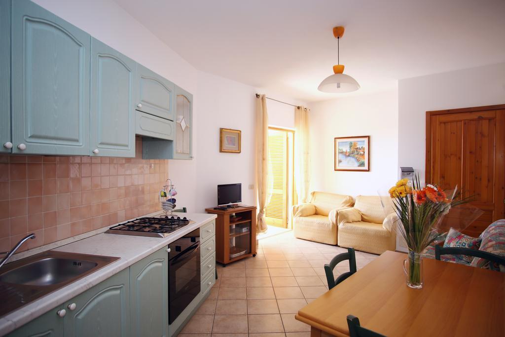 Appartamenti Ideal Isola Rossa Extérieur photo