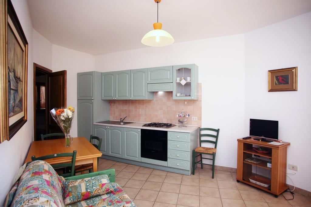 Appartamenti Ideal Isola Rossa Extérieur photo