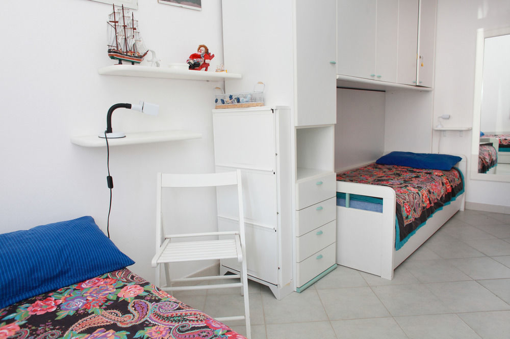 Appartamenti Ideal Isola Rossa Extérieur photo