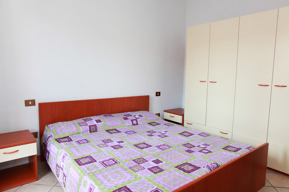 Appartamenti Ideal Isola Rossa Extérieur photo